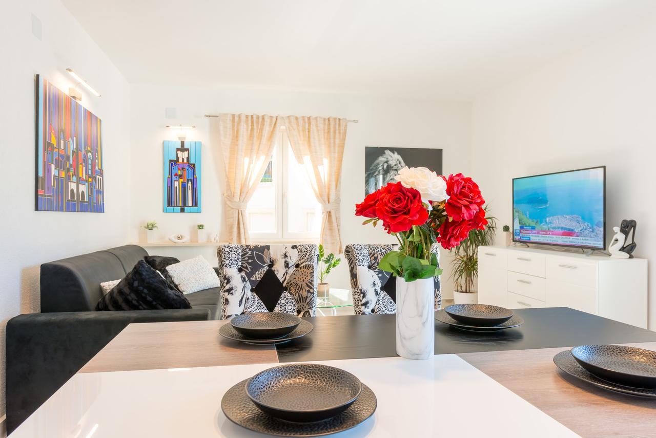 Comfort Apartment Lucy ดูบรอฟนิก ภายนอก รูปภาพ